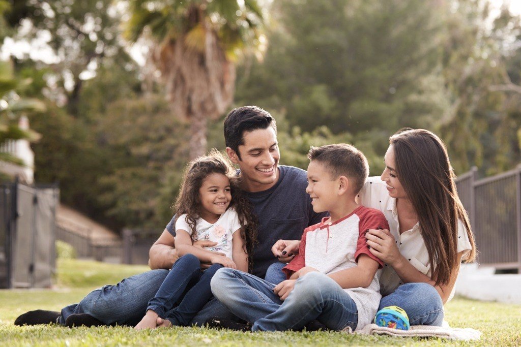 EDUCA DESDE EL AMOR, Y FOMENTA UN DESARROLLO SANO EN TU HIJO